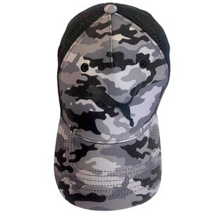 NWT PUMA Black Camo black and grey adjustable SnapBack Hat